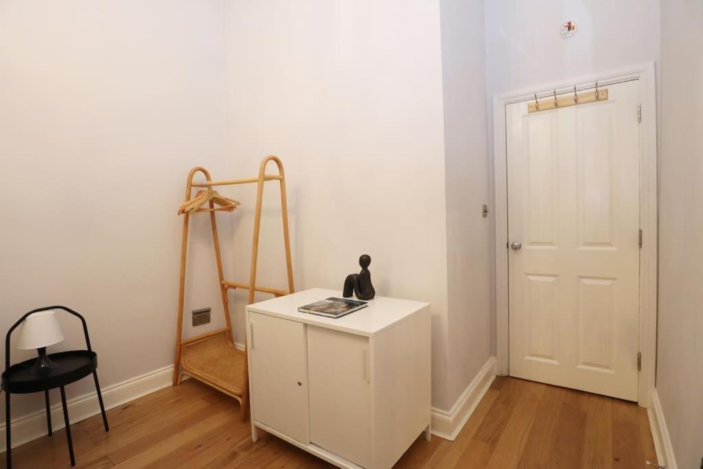 Seagulls Nest- Stylish 1 Bed Seafront Apartment Hastings Kültér fotó