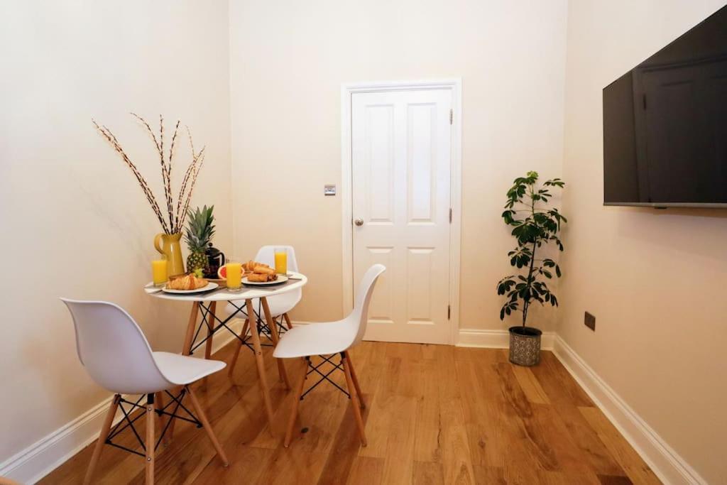 Seagulls Nest- Stylish 1 Bed Seafront Apartment Hastings Kültér fotó